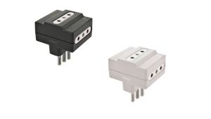 Adaptador triple 10A, 250V, 2P+T, blanco