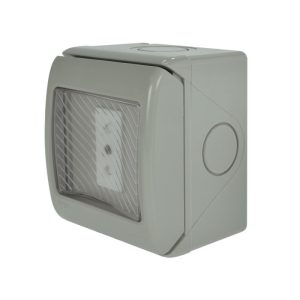 Contenedor IP55 con toma de corriente simple 10A, blanco